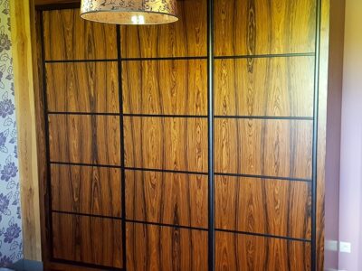 Montaż, produkcja mebli, blatów Corian, elementów z drewna, sklejki, HPL